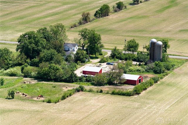 525 Ginghamsburg Frederick Road, Tipp City, OH 45371