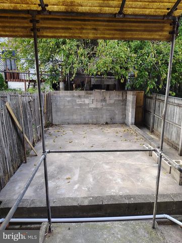 7129 BUIST AVE, Philadelphia, PA 19142