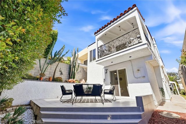 885 Tia Juana Street, Laguna Beach, CA 92651