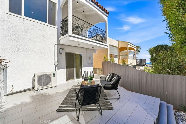 885 Tia Juana Street, Laguna Beach, CA 92651