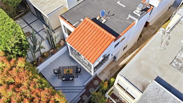 885 Tia Juana Street, Laguna Beach, CA 92651