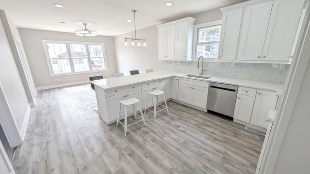 1105 Truman Street, Hammond, IN 46320