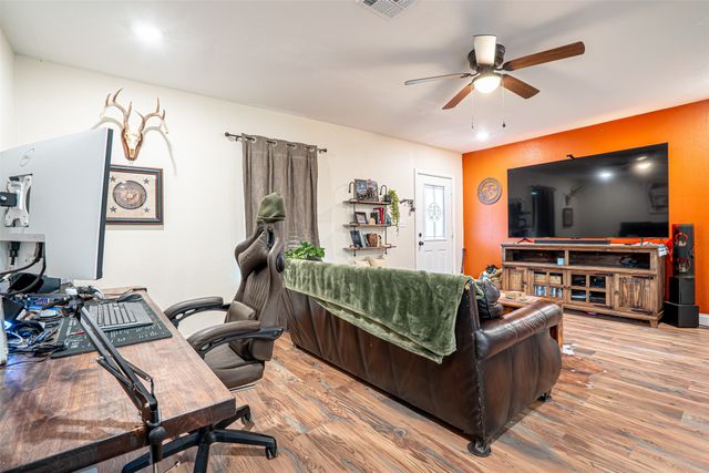166 Private Road 1404, Morgan, TX 76671