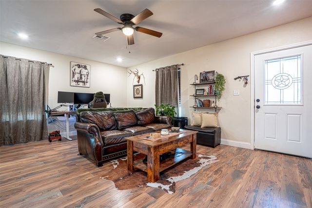166 Private Road 1404, Morgan, TX 76671