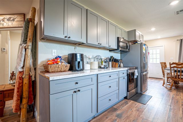 166 Private Road 1404, Morgan, TX 76671