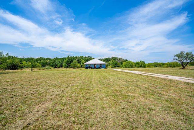 166 Private Road 1404, Morgan, TX 76671