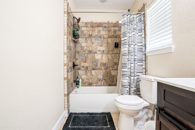 166 Private Road 1404, Morgan, TX 76671