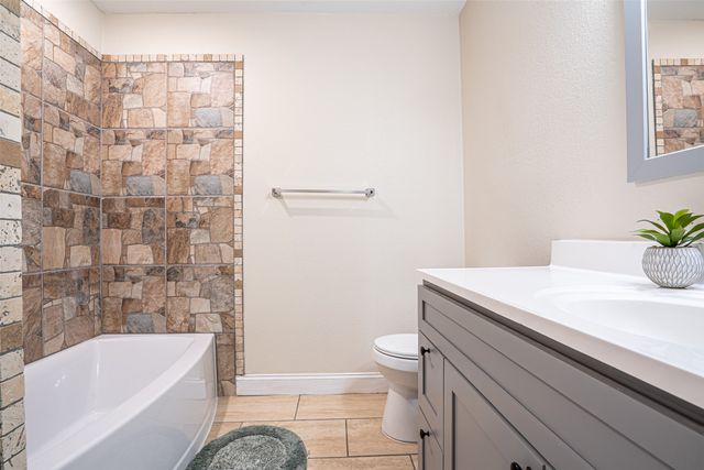 166 Private Road 1404, Morgan, TX 76671