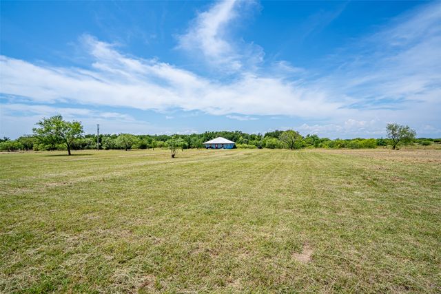 166 Private Road 1404, Morgan, TX 76671