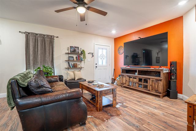 166 Private Road 1404, Morgan, TX 76671
