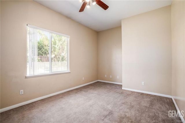 3400 Medallion Rose Avenue, Bakersfield, CA 93313