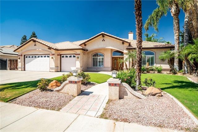 3400 Medallion Rose Avenue, Bakersfield, CA 93313