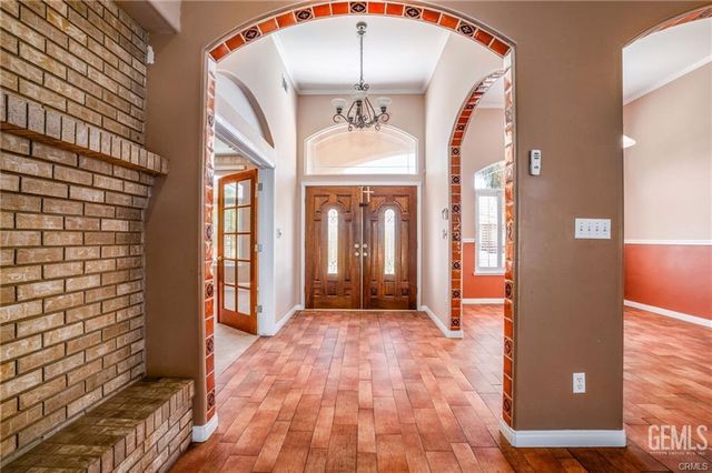 3400 Medallion Rose Avenue, Bakersfield, CA 93313