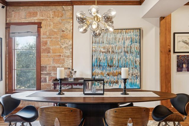 215 W Norma Street 301, Houston, TX 77009