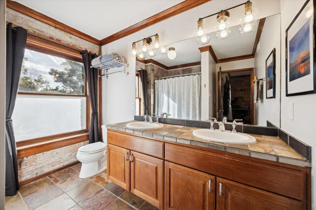 215 W Norma Street 301, Houston, TX 77009