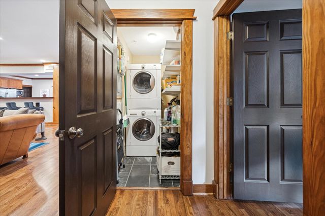 215 W Norma Street 301, Houston, TX 77009