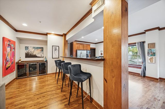 215 W Norma Street 301, Houston, TX 77009