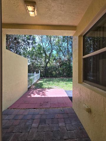 921 Imperial Lake Road, West Palm Beach, FL 33413