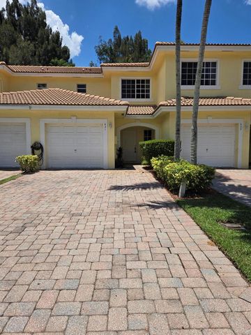 921 Imperial Lake Road, West Palm Beach, FL 33413