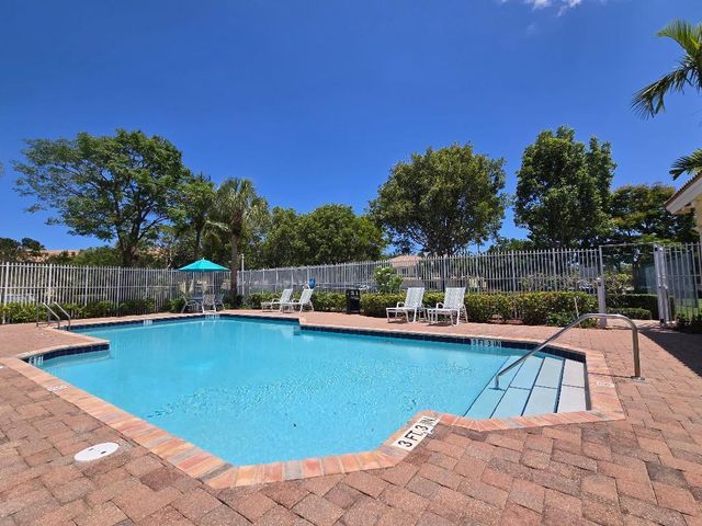 921 Imperial Lake Road, West Palm Beach, FL 33413