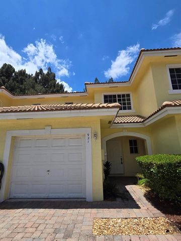 921 Imperial Lake Road, West Palm Beach, FL 33413