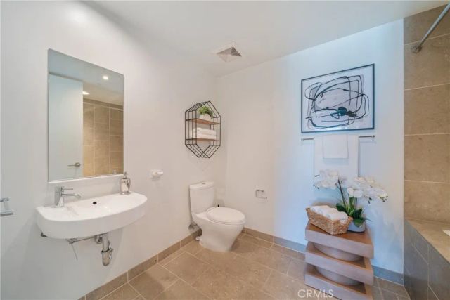 6250 Hollywood Blvd 7G, Hollywood, CA 90028