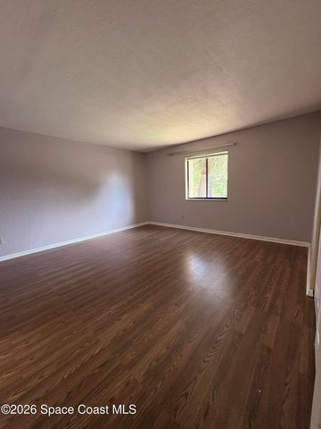 2101 Forest Knoll Drive NE 208, Palm Bay, FL 32905