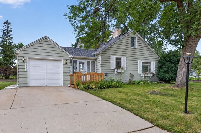 2854 Alabama Avenue S, Saint Louis Park, MN 55416