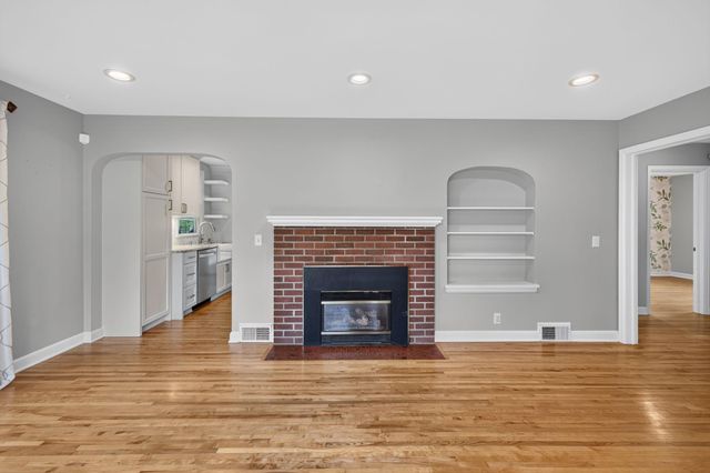 2854 Alabama Avenue S, Saint Louis Park, MN 55416