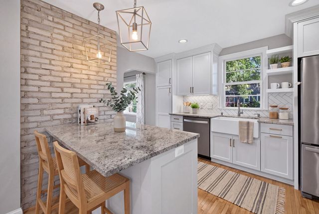 2854 Alabama Avenue S, Saint Louis Park, MN 55416