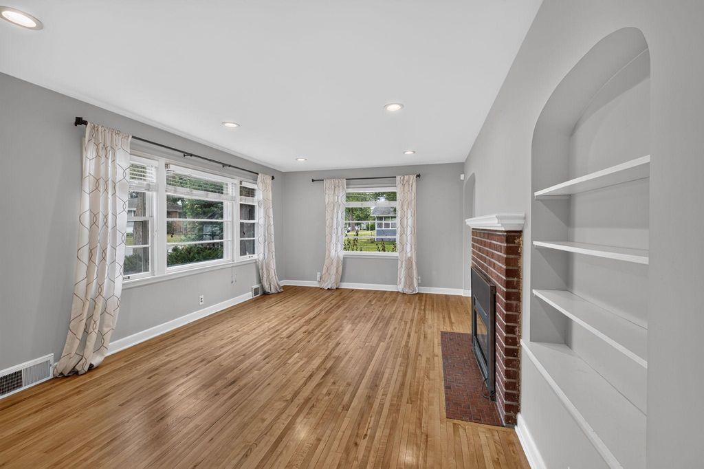 2854 Alabama Avenue S, Saint Louis Park, MN 55416 — photo 2