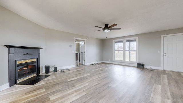 25 Phillips Rd, Lebanon, TN 37087