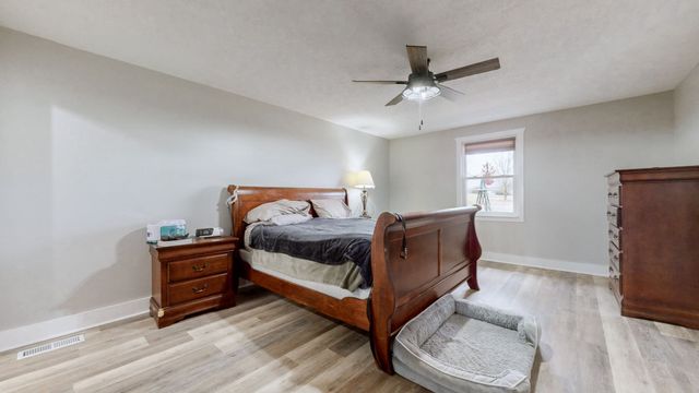 25 Phillips Rd, Lebanon, TN 37087