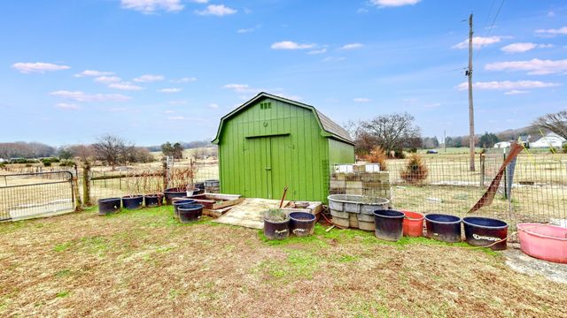25 Phillips Rd, Lebanon, TN 37087