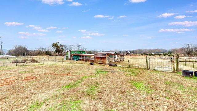 25 Phillips Rd, Lebanon, TN 37087
