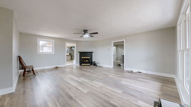 25 Phillips Rd, Lebanon, TN 37087