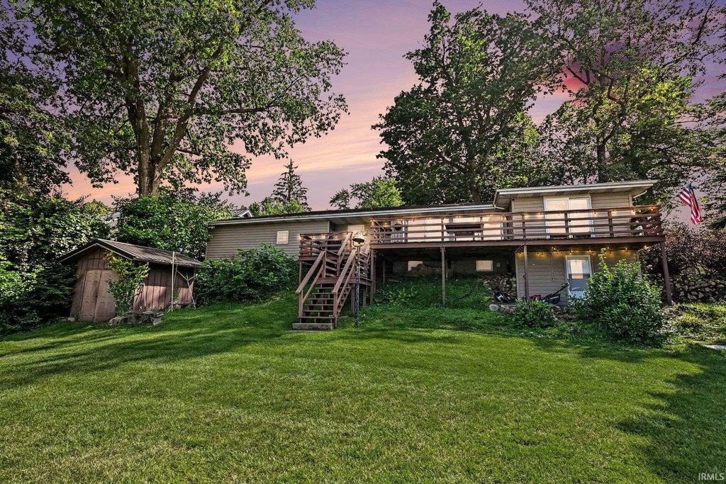 669 Waverly Road, Laporte, IN 46350