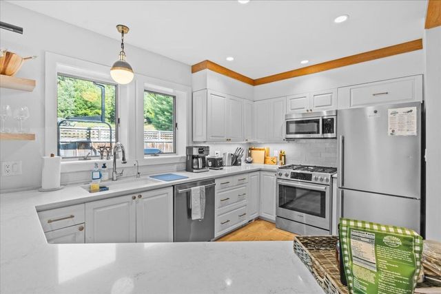 384 Topnotch Drive 384 A, Stowe, VT 05672