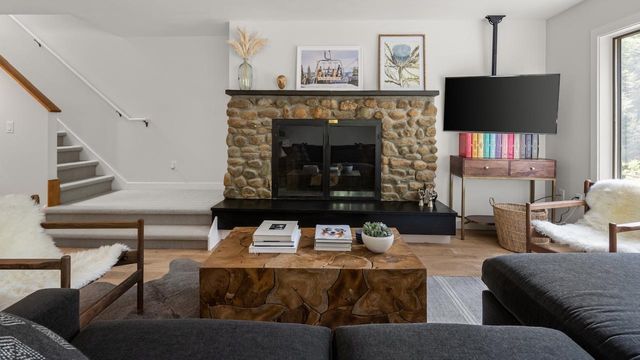 384 Topnotch Drive 384 A, Stowe, VT 05672