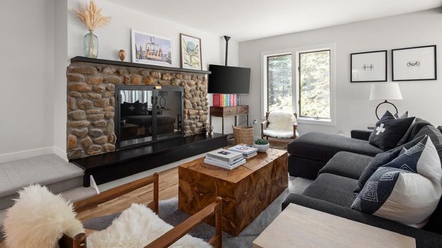 384 Topnotch Drive 384 A, Stowe, VT 05672