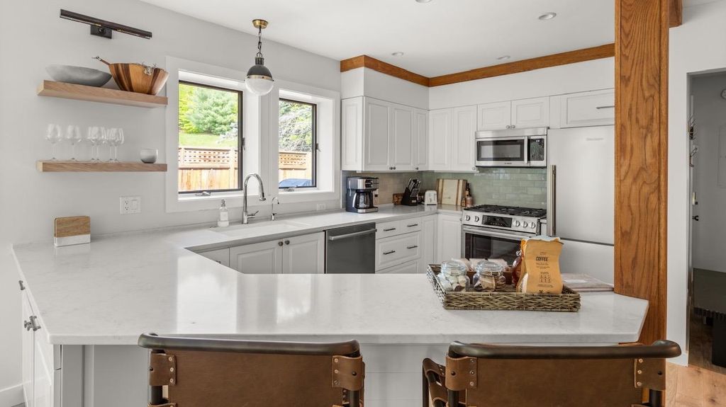 384 Topnotch Drive 384 A, Stowe, VT 05672