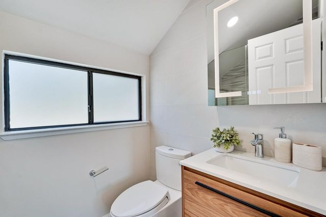 916 Rosette Terrace, Sunnyvale, CA 94086