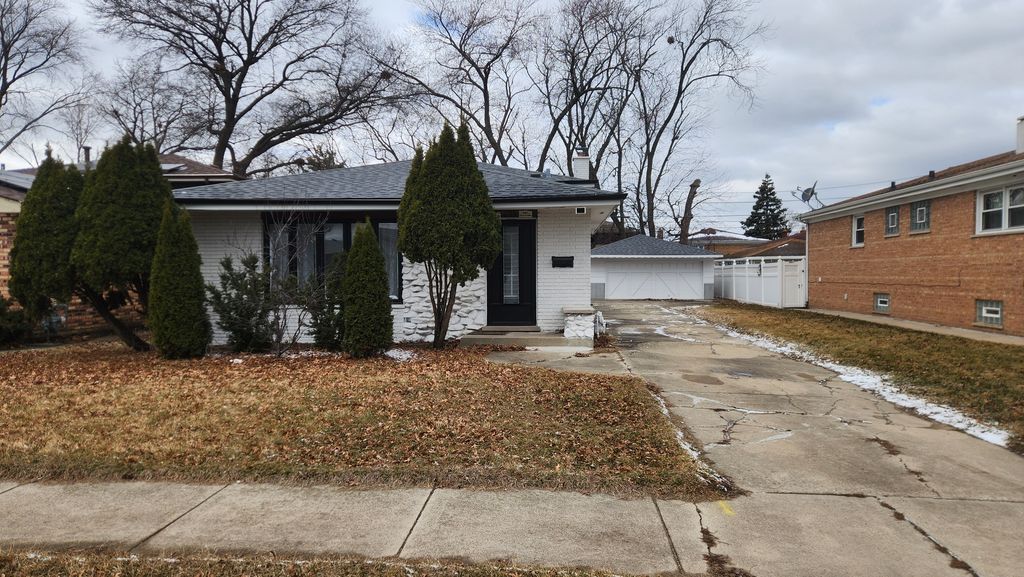 638 Calhoun Avenue, Calumet City, IL 60409