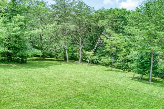 546 Buck Creek Rd, Crossville, TN 38555
