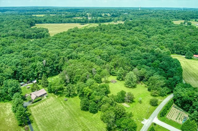 546 Buck Creek Rd, Crossville, TN 38555
