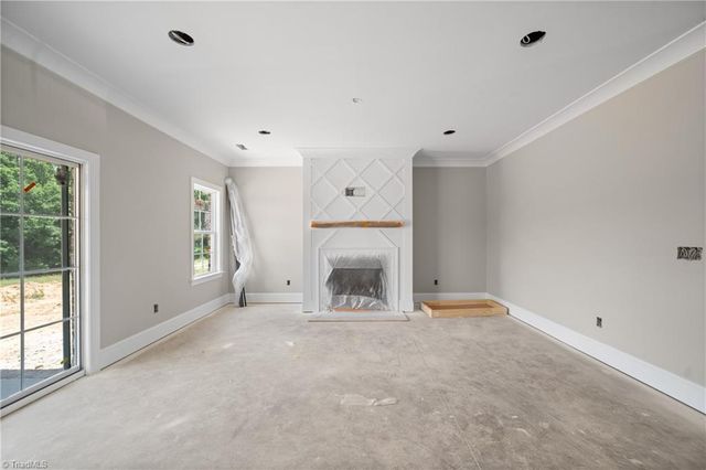 228 Avian Lane, Winston-salem, NC 27127