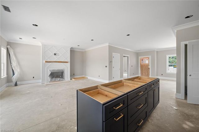 228 Avian Lane, Winston-salem, NC 27127
