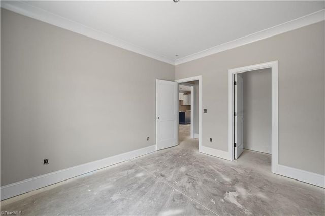 228 Avian Lane, Winston-salem, NC 27127