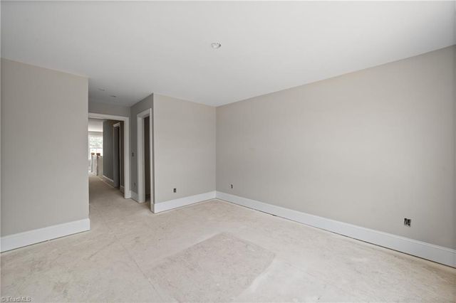 228 Avian Lane, Winston-salem, NC 27127