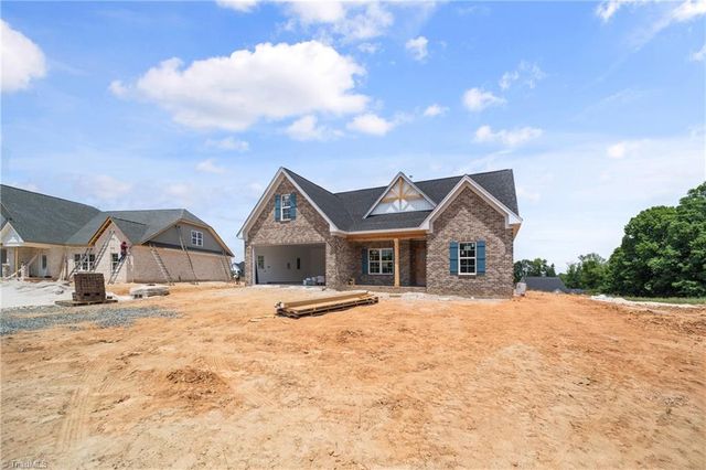 228 Avian Lane, Winston-salem, NC 27127